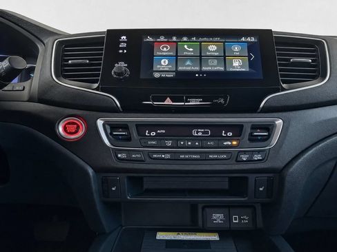 Used 2022 Honda Pilot Elite image 19