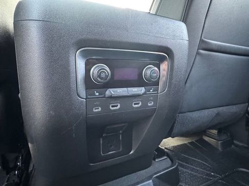 Used 2021 Chevrolet Suburban High Country image 31