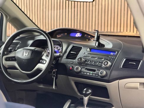Used 2008 Honda Civic Hybrid Sedan image 4