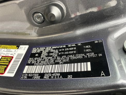 Used 2022 Toyota Highlander LE image 9