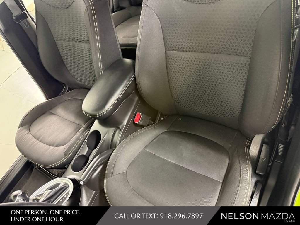 Used 2016 Kia Soul + FWD image 21