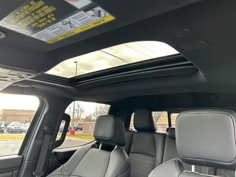 Used 2024 Toyota Tacoma TRD Off-Road image 29