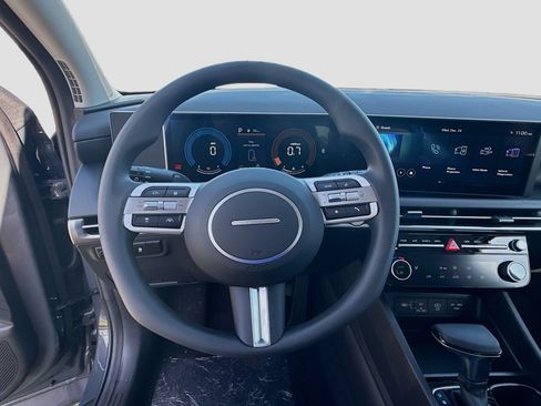 New 2026 Hyundai Tucson SEL image 8