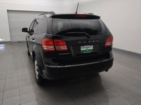 Used 2018 Dodge Journey SE w/ Popular Equipment Group FWD image 6