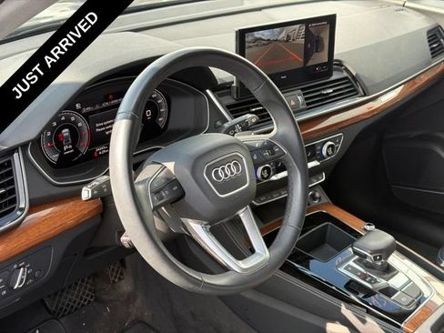 Used 2023 Audi Q5 2.0T Premium Plus w/ Premium Plus Package AWD/4WD image 10