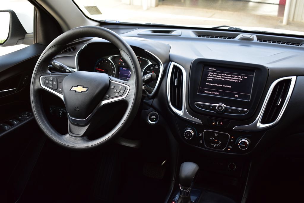 Used 2022 Chevrolet Equinox LT FWD image 26