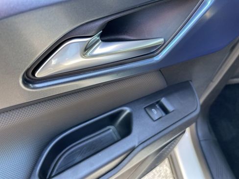 New 2026 Chevrolet Equinox EV LT image 46