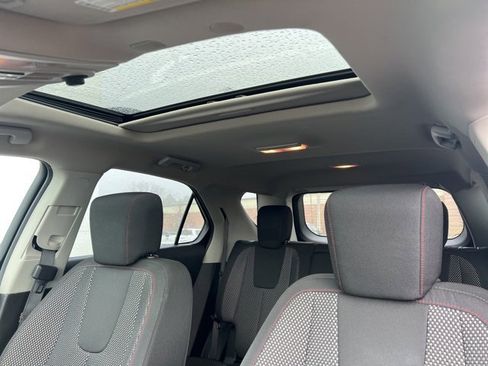 Used 2017 Chevrolet Equinox LT w/ Convenience Package image 26