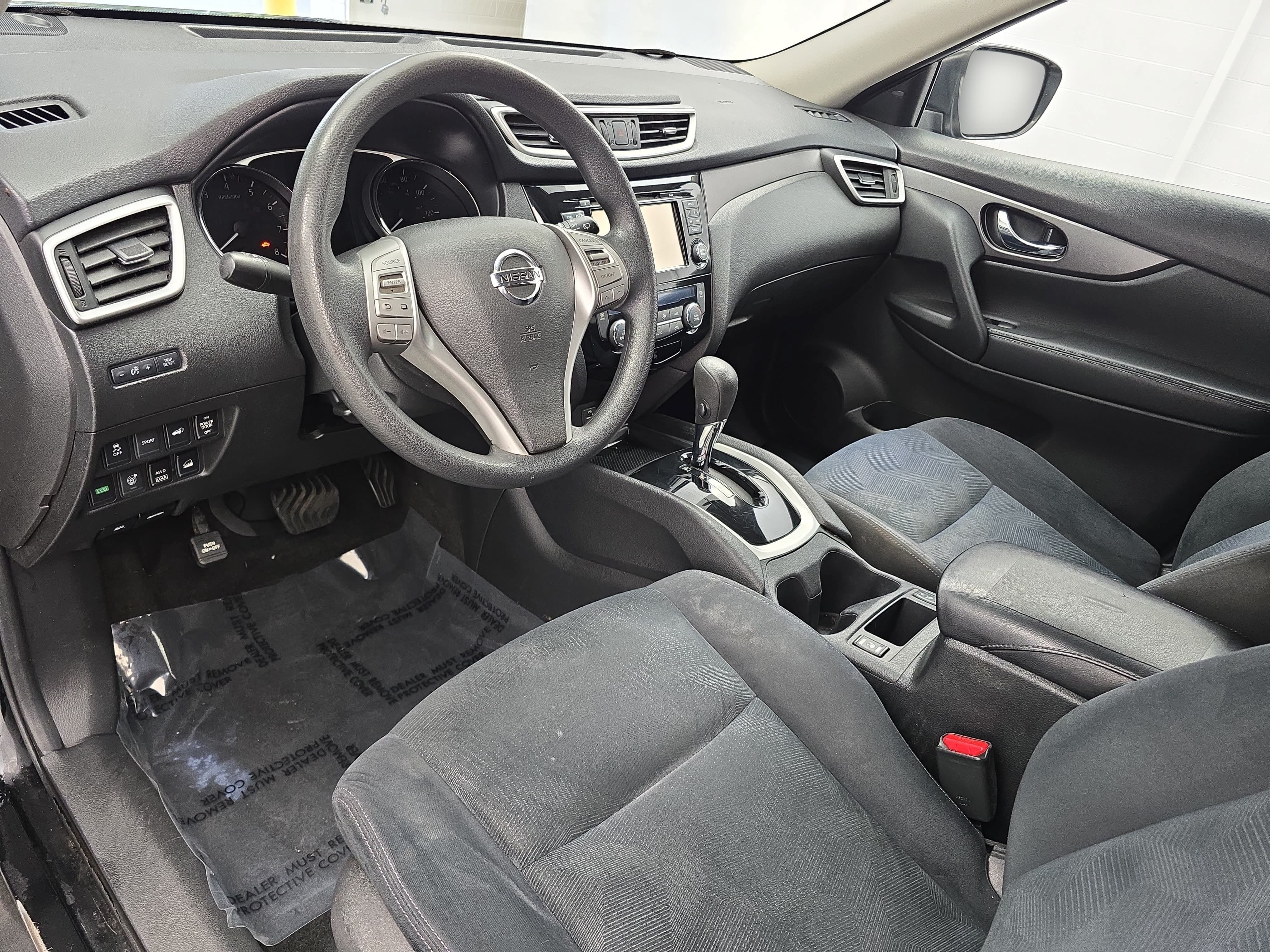 Used 2016 Nissan Rogue SV w/ SV Premium Package AWD/4WD image 16