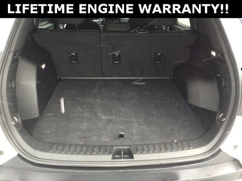 Used 2025 GMC Terrain Elevation image 21