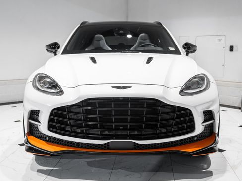 Used 2023 Aston Martin DBX 707 image 7