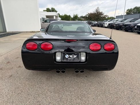Used 2003 Chevrolet Corvette Z06 w/ Memory Package, 3 Drivers RWD image 3