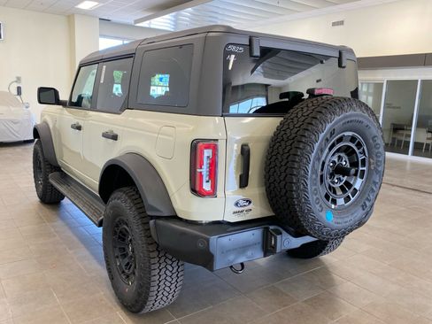 New 2026 Ford Bronco Outer Banks w/ Sasquatch Package AWD/4WD image 37