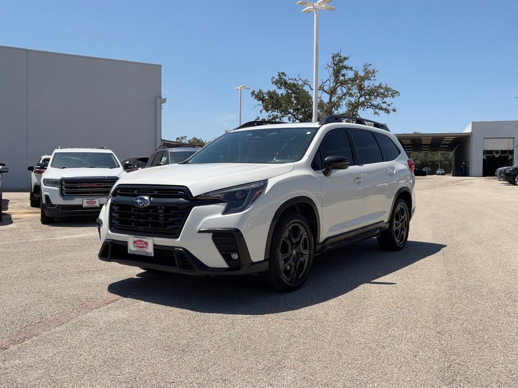 Used 2023 Subaru Ascent Onyx Edition AWD/4WD image 7