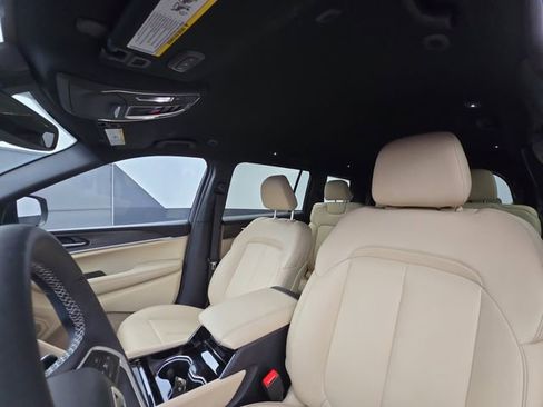 Used 2023 Jeep Grand Cherokee L Limited image 22