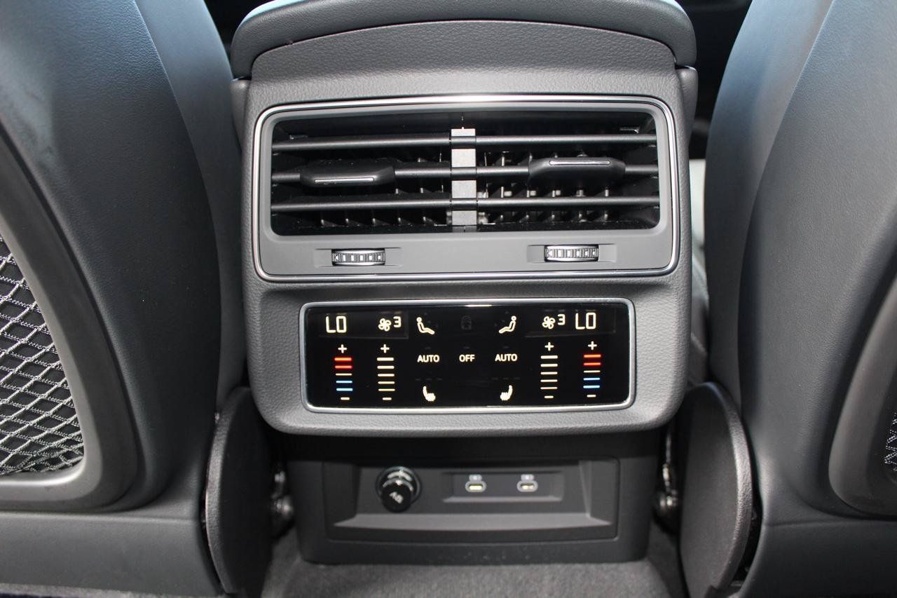 Used 2023 Audi SQ8 Prestige AWD/4WD image 61
