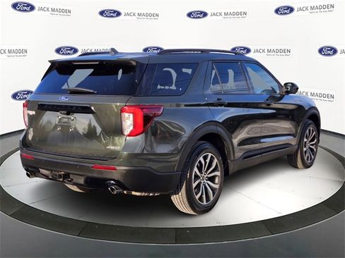 Certified 2022 Ford Explorer ST-Line w/ Class IV Trailer Tow Package image 5