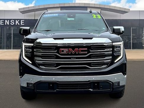 Used 2023 GMC Sierra 1500 SLT w/ SLT Convenience Package image 3