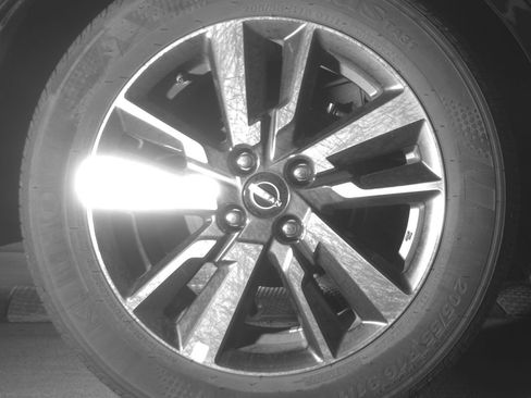 Used 2025 Nissan Versa SV FWD image 15
