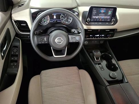 Used 2021 Nissan Rogue SV AWD/4WD image 2