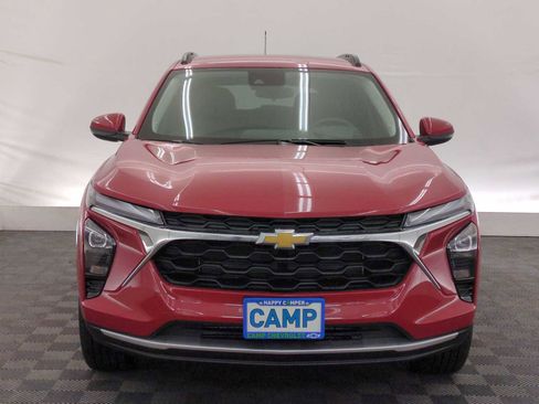 New 2026 Chevrolet Trax LT image 9