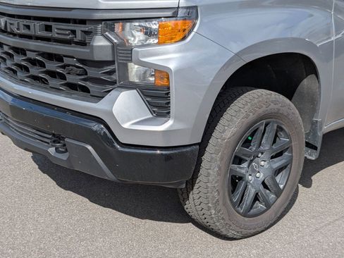 Used 2026 Chevrolet Silverado 1500 Custom Trail Boss w/ Dark Appearance Package image 9