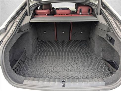 Used 2023 BMW i4 eDrive35 w/ Premium Package image 6