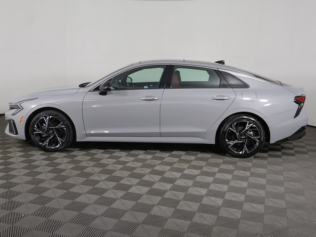 Used 2025 Kia K5 GT-Line w/ GT-Line Premium Package AWD/4WD image 18