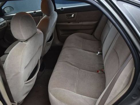 Used 2002 Ford Taurus SES FWD image 15