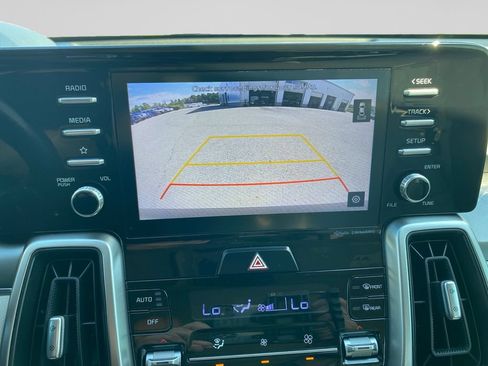Certified 2021 Kia Sorento S w/ Panoramic Sunroof Package AWD/4WD image 26