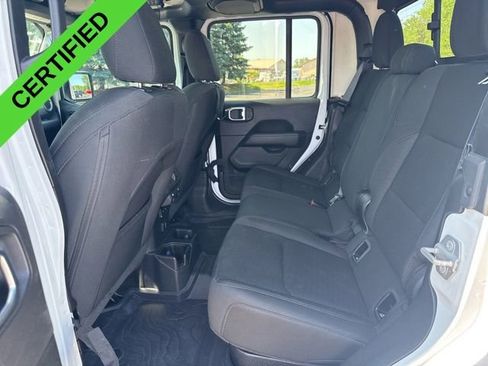 Used 2020 Jeep Gladiator Overland w/ Quick Order Package 24E North AWD/4WD image 8