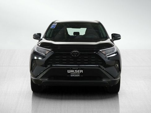 Used 2020 Toyota RAV4 XLE w/ Convenience Package image 8