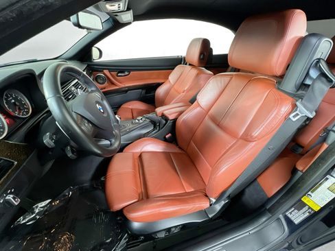 Used 2013 BMW M3 Convertible image 20