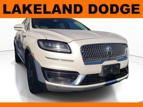 Used 2019 Lincoln Nautilus Reserve image 1
