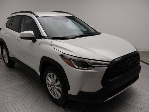 Certified 2024 Toyota Corolla Cross LE FWD image 6
