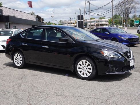 Used 2017 Nissan Sentra S FWD image 2
