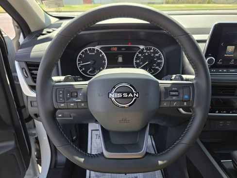 New 2026 Nissan Rogue SV AWD/4WD image 9