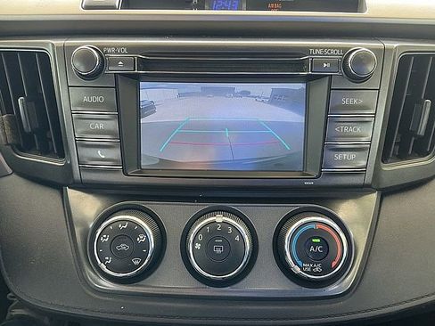 Used 2015 Toyota RAV4 LE FWD image 24