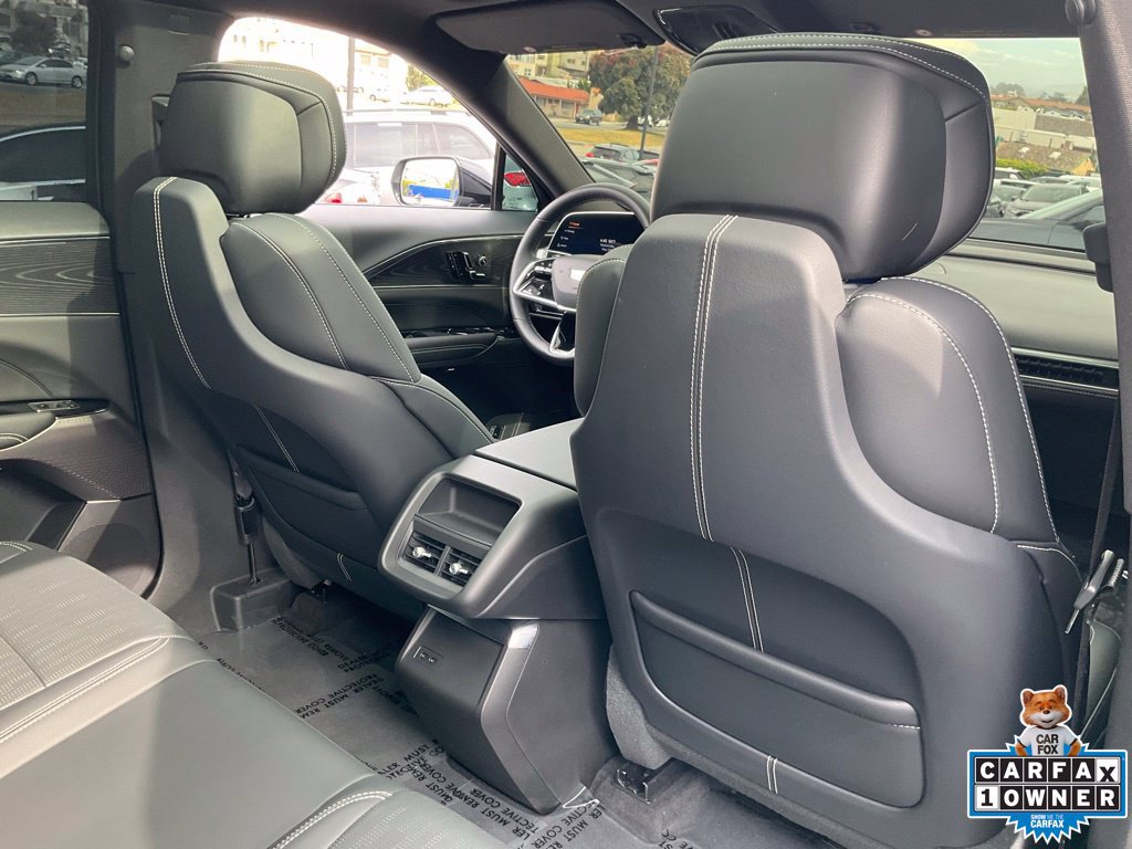 Used 2024 Cadillac Lyriq Sport RWD image 58
