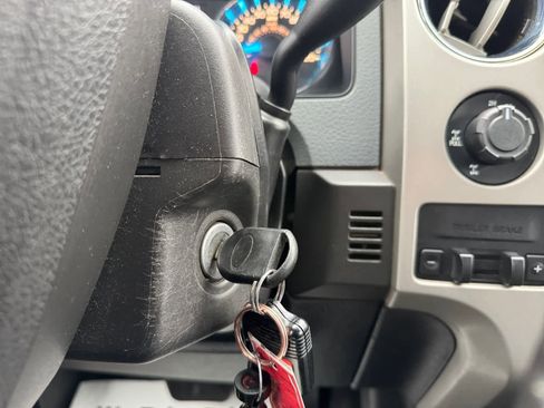 Used 2014 Ford F150 XLT w/ Equipment Group 302A Luxury image 5