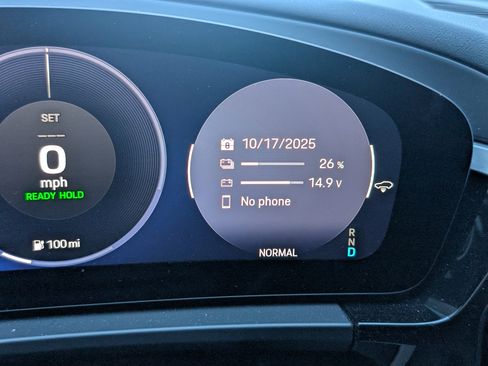 Used 2025 Porsche Macan Electric image 39