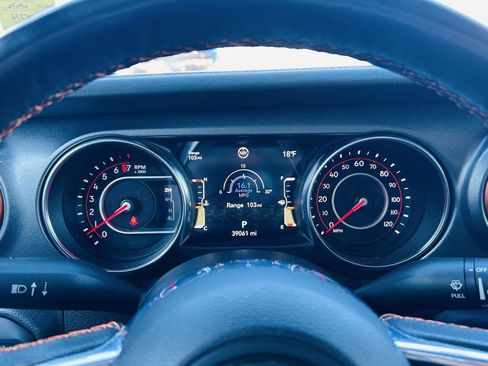 Used 2022 Jeep Gladiator Mojave w/ LED Lighting Group image 15