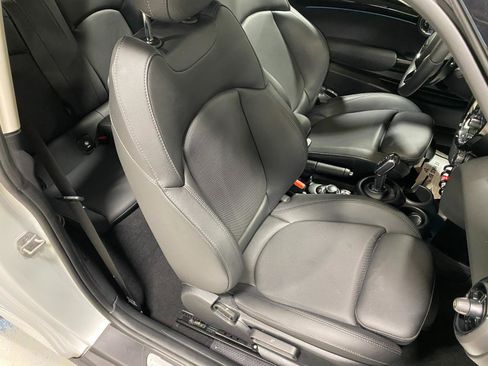 Used 2023 MINI Cooper S image 11