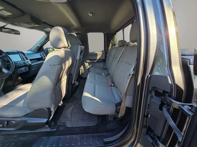 Used 2016 Ford F150 XLT w/ Equipment Group 302A Luxury AWD/4WD image 12