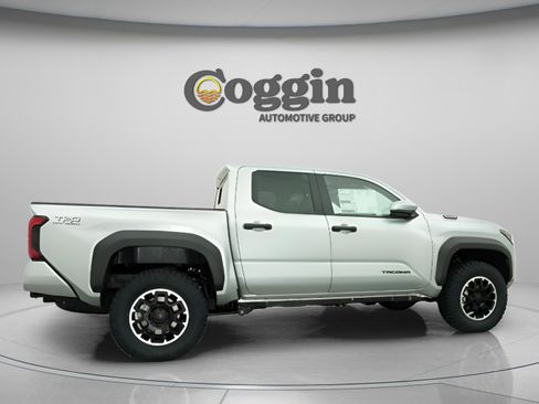 New 2026 Toyota Tacoma TRD Off-Road AWD/4WD image 20