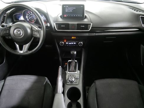 Used 2015 MAZDA MAZDA3 i Touring w/ Technology Package image 10