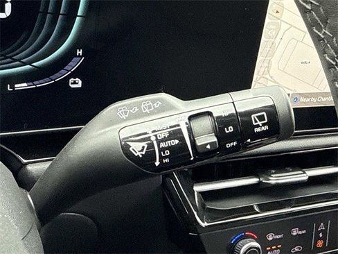 Certified 2025 Kia Niro SX Touring image 26