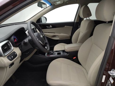 Used 2019 Kia Sorento AWD image 17