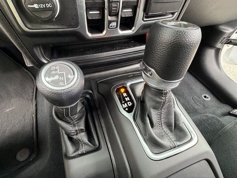 Certified 2024 Jeep Wrangler Sahara image 28