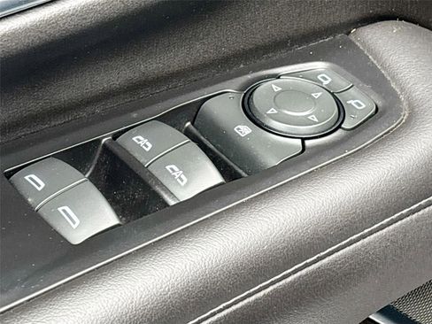 Used 2022 Chevrolet Tahoe LS image 19